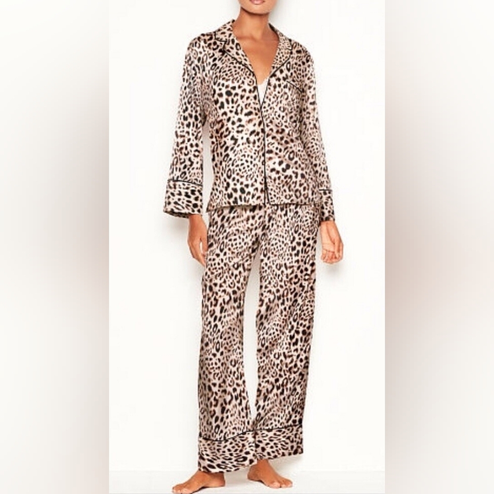 Victoria's Secret SILK PJ Set - Large - Picture 1 of 4
